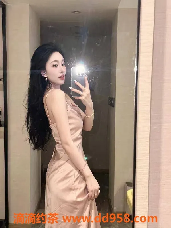 成都楼凤资源信息,武侯区知夏，身高1.62，50kg少妇车服务