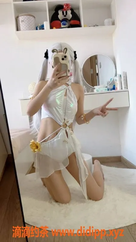 广州楼凤-金沙洲嫩妹猫猫，1000元精彩服务