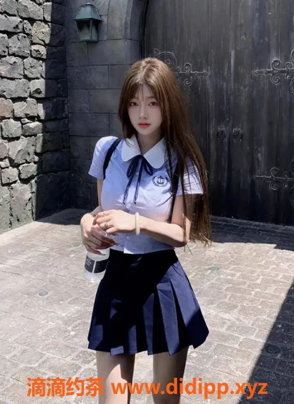 深圳楼凤资源信息,福田18岁菲儿，170cm 48kg 甜美高老师