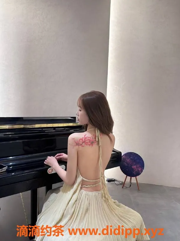 深圳楼凤资源信息,宝安嫩妹巧巧，1000起，长腿诱惑