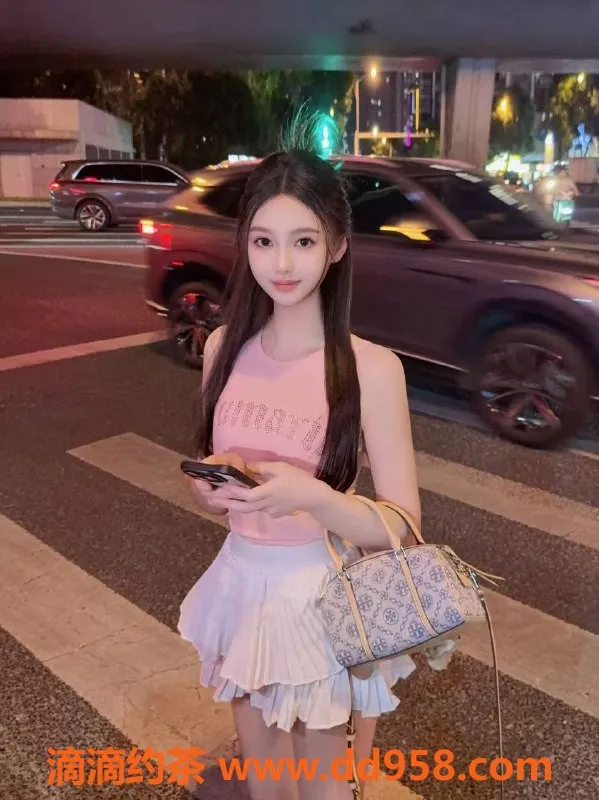 深圳楼凤-福田泡泡老师 165CM 95斤 1300元/次