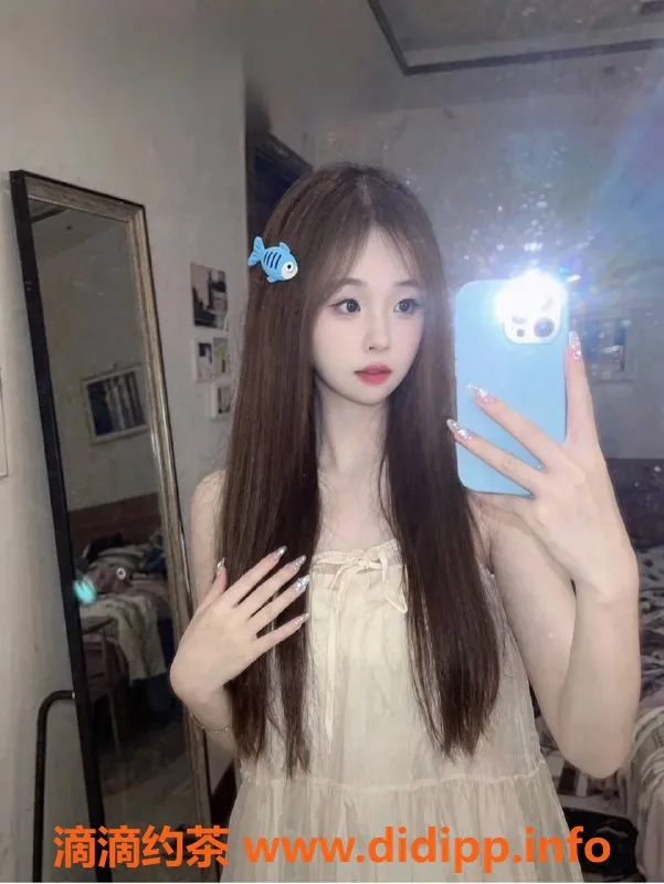 深圳楼凤-南山小可儿，170cm长腿，48kg嫩妹价1398P