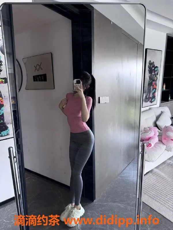 潍坊楼凤-奎文区宝宝，160cm 72斤 24岁，600元工作室服务