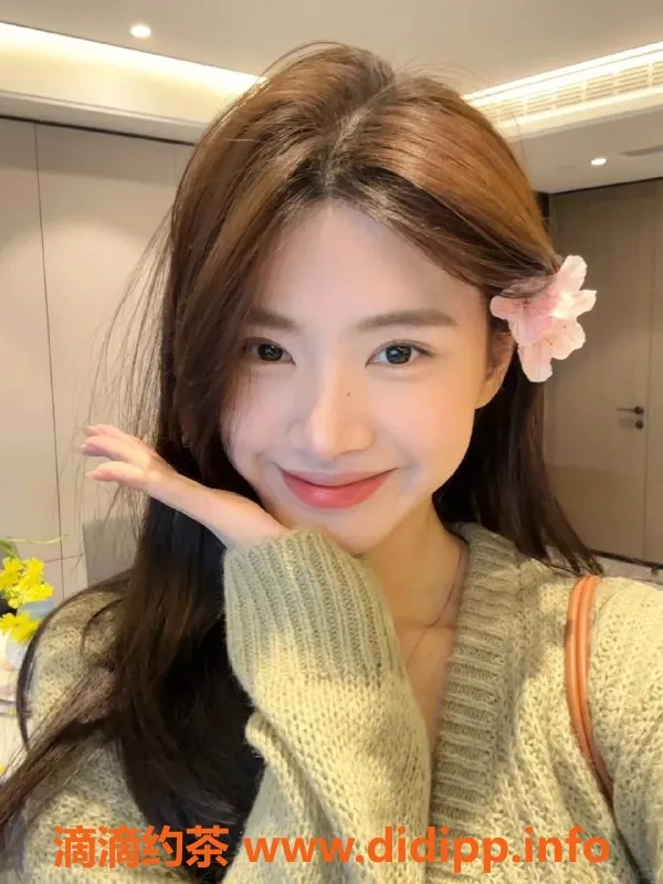 深圳楼凤-南山芽芽，1300p诱惑服务等你体验