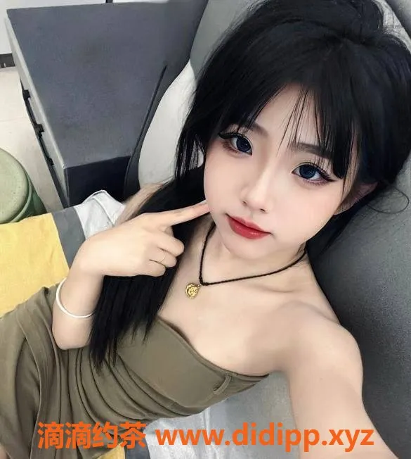 深圳楼凤-宝安小艺，18岁，160CM，1000起步，夜晚服务