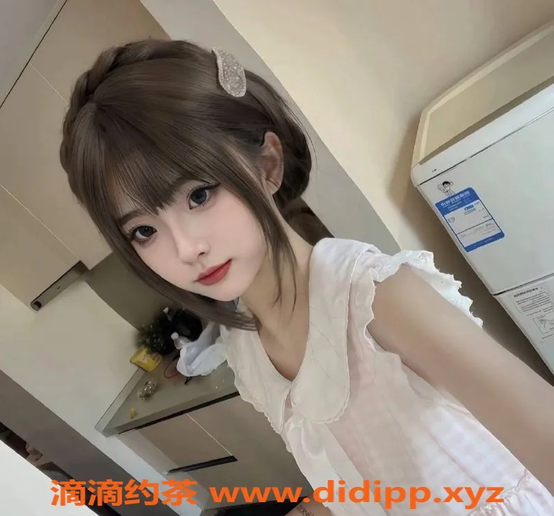 深圳楼凤-宝安小艺，18岁，160CM，1000起步，夜晚服务