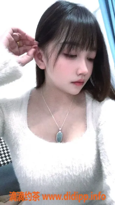 广州楼凤-禅城小小布丁，800元超值体验