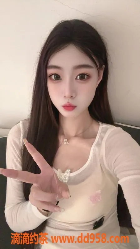 广州楼凤-天河嫩妹欣蕊，大长腿只需800p