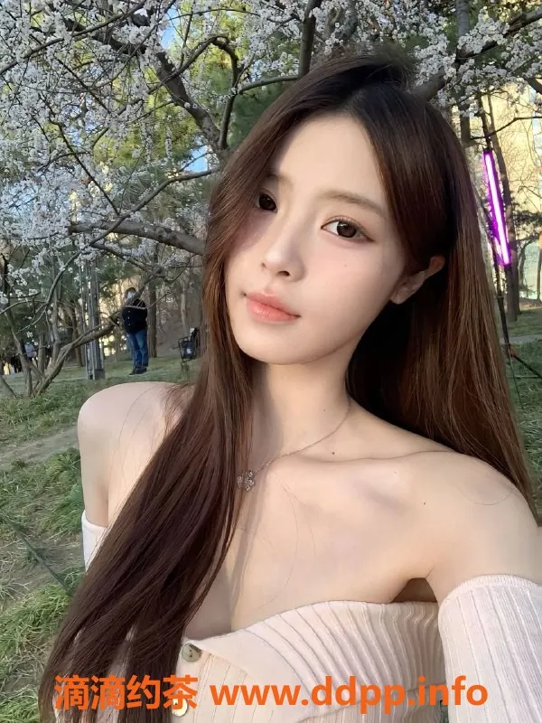 深圳楼凤-南山墨妮，1400/P，陪浴制服女神