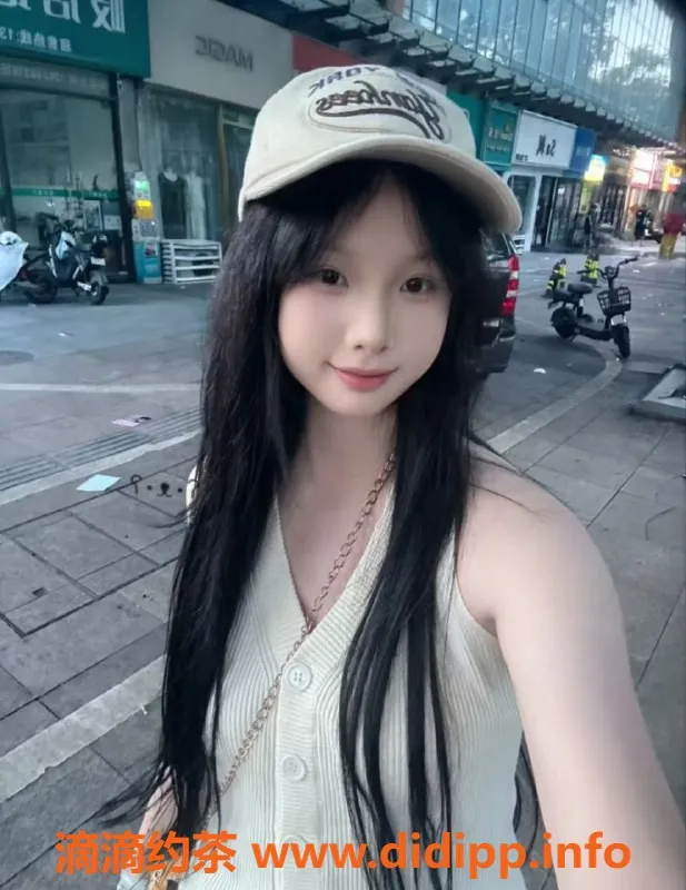 广州楼凤-荔湾知知，700元嫩妹，热情舌吻服务