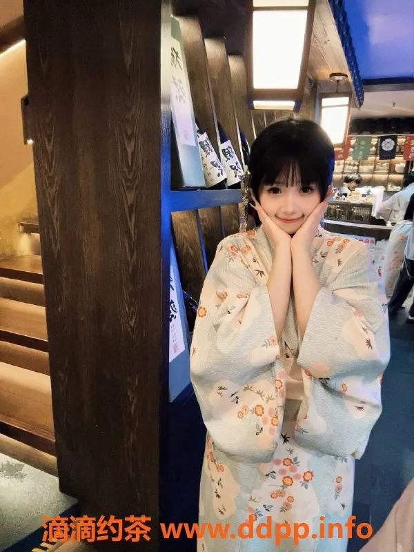 深圳楼凤-福田妙妙，162cm 45kg诱惑，1000元起，尽享精彩服务