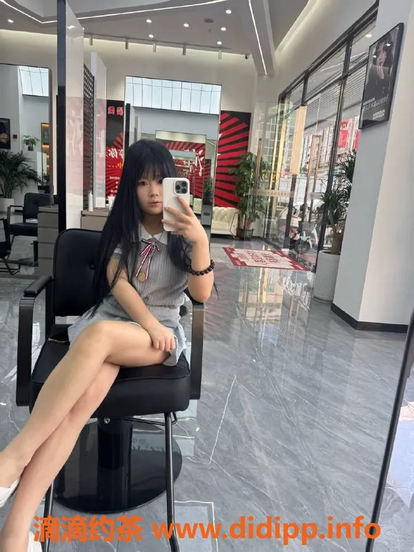 广州楼凤资源信息,广州番禺兔兔，700p嫩妹舌吻服务