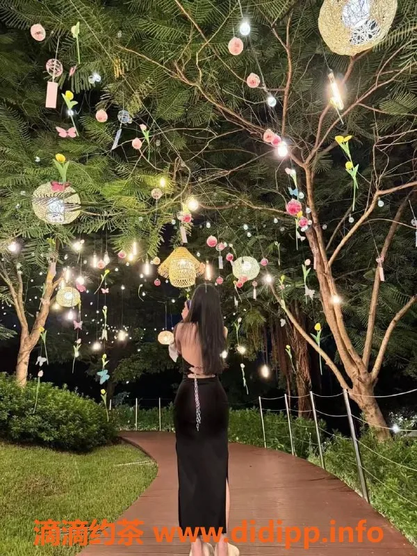 深圳楼凤-福田 咩咩酱，身高165，年龄22，超值体验