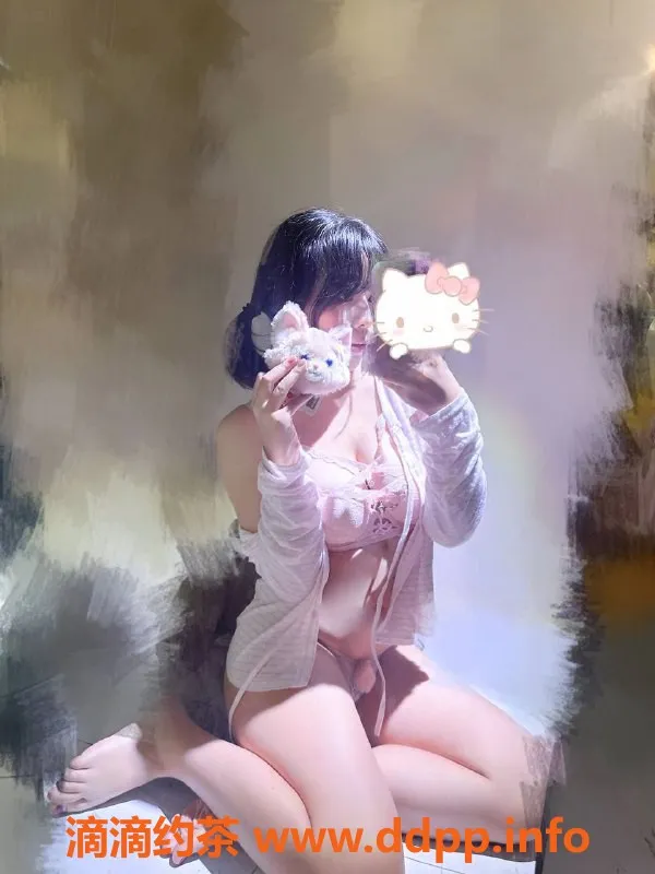 深圳楼凤资源信息,龙华天天，嫩妹陪浴，价格超值！