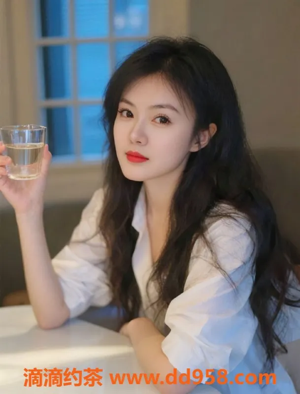 重庆楼凤-渝北小叮当，160cm，36D火辣服务，92斤魅力