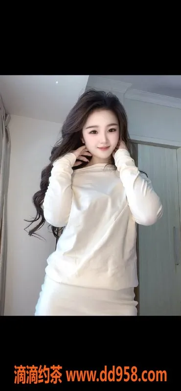 深圳楼凤-龙华居里夫人，699元起！性感陪浴服务