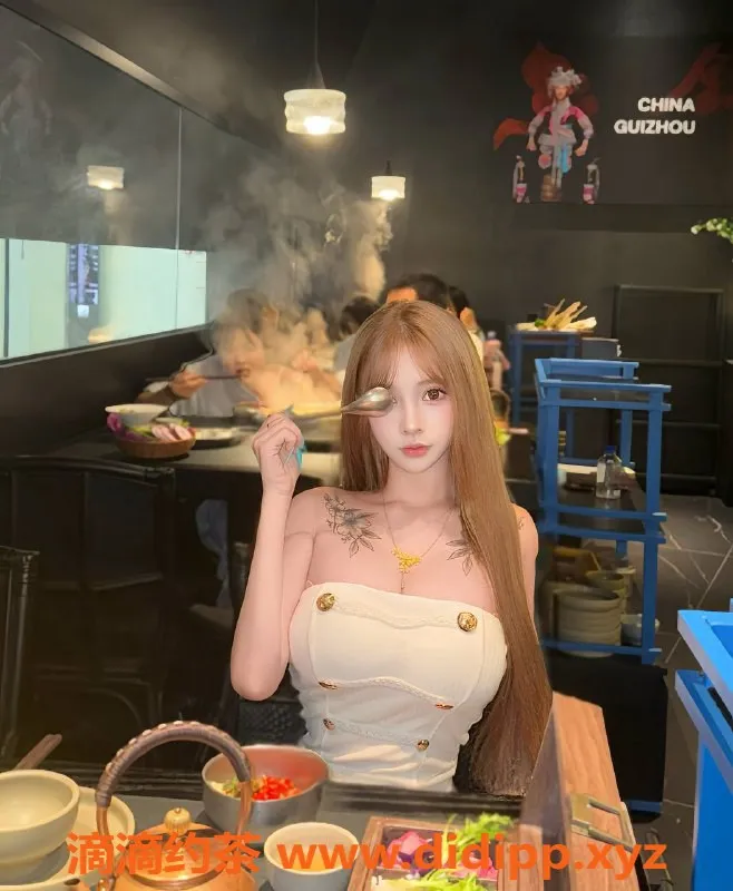 深圳楼凤-福田雯雯，165cm 42kg 19岁 瘦身大胸来袭！