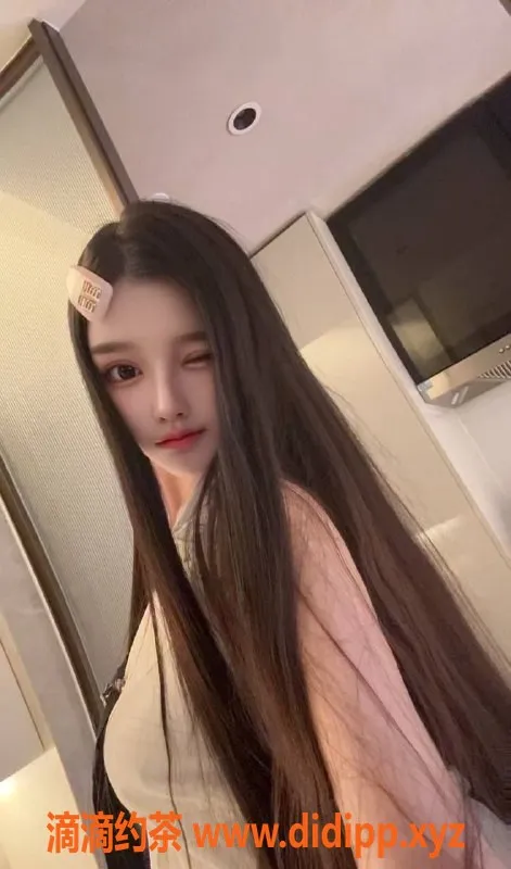 深圳楼凤资源信息,福田小娘子，1200元首次体验，蜜桃臀诱惑