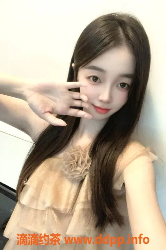 深圳楼凤资源信息,龙岗小米粒，大长腿女友体验只有700起