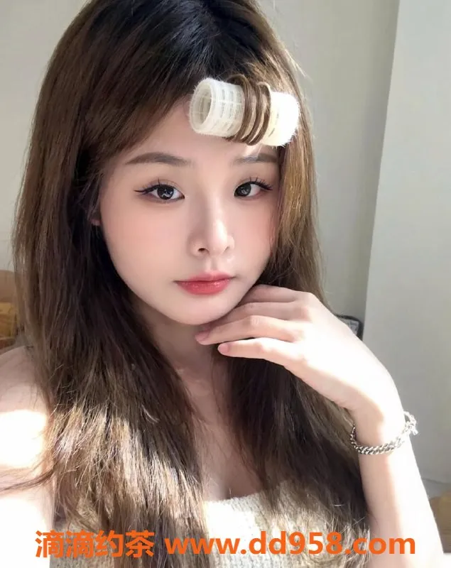 深圳楼凤资源信息,龙岗晶晶，600元起，甜蜜舌吻与全身调情等服务