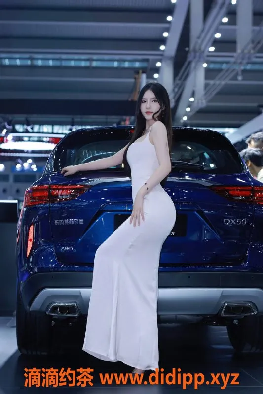 深圳楼凤-福田小鹿，176cm大胸御姐，2300元起