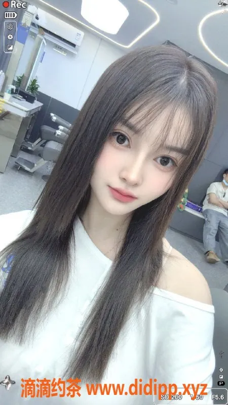 广州楼凤资源信息,天河樱桃，800元精品嫩妹服务