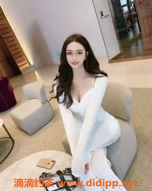 深圳楼凤-福田小财，1200元接吻、鸳鸯浴服务