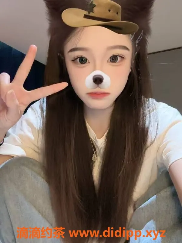 深圳楼凤资源信息,福田灵灵，年轻又迷人，性感服务等你来体验