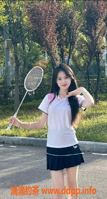 广州楼凤-天河嫩妹清清，888元夜课服务等你体验