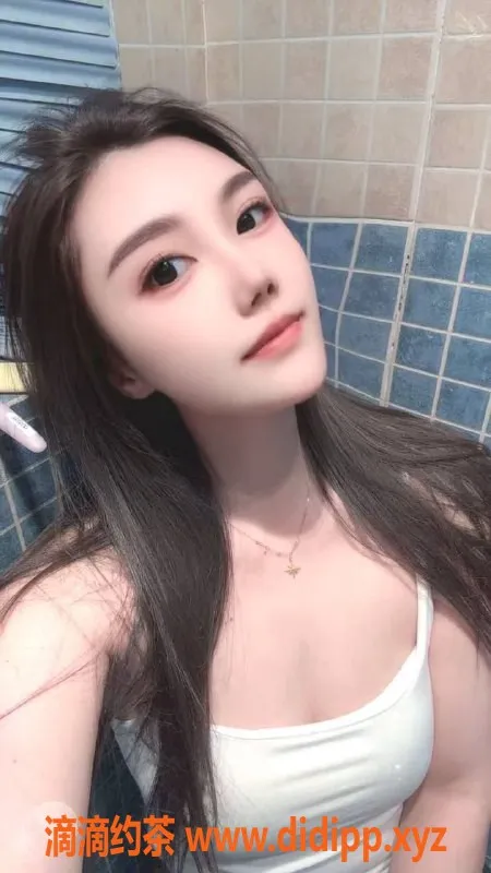 深圳楼凤-龙华佳佳，1200起，风骚动人，制服诱惑