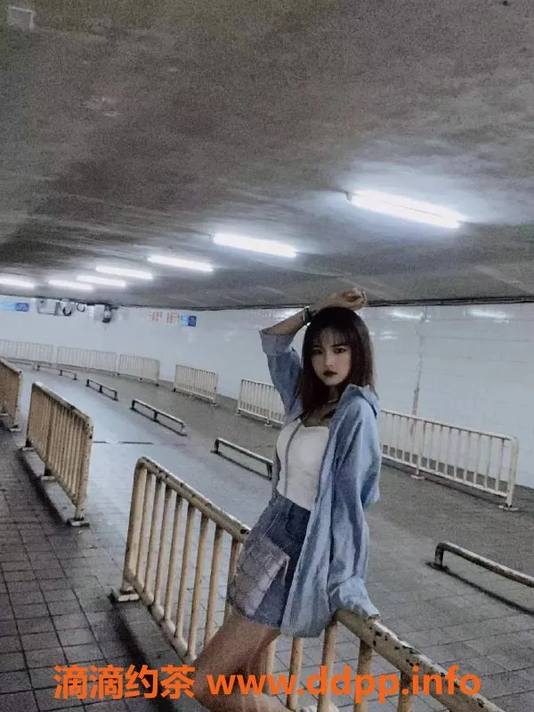 深圳楼凤-福田KK兔，900茶费，服务一流，超满意体验！