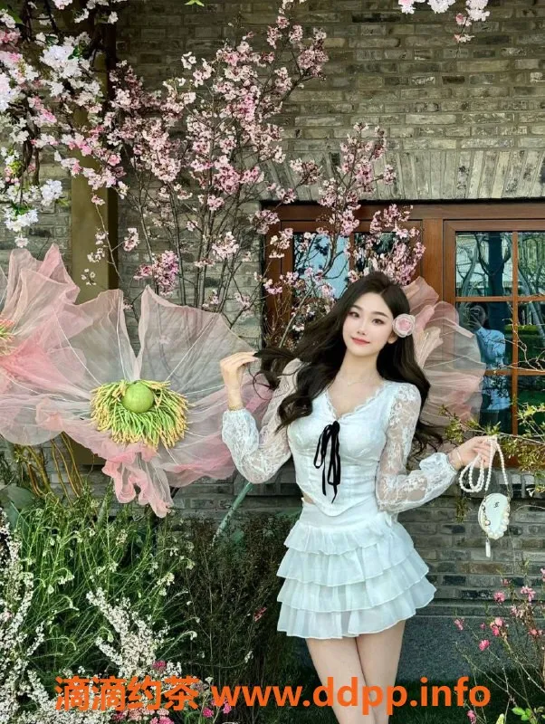 广州楼凤-荔湾御姐念念，800元超值服务等你来体验