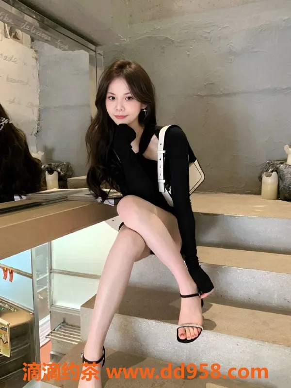 广州楼凤-白云三元里御姐猫生惯养，超值500元体验