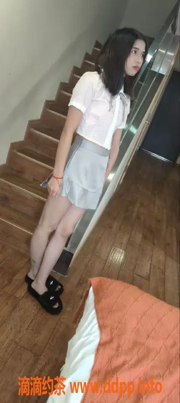 成都楼凤-成华区欢子，22岁，43斤，优质服务可选！