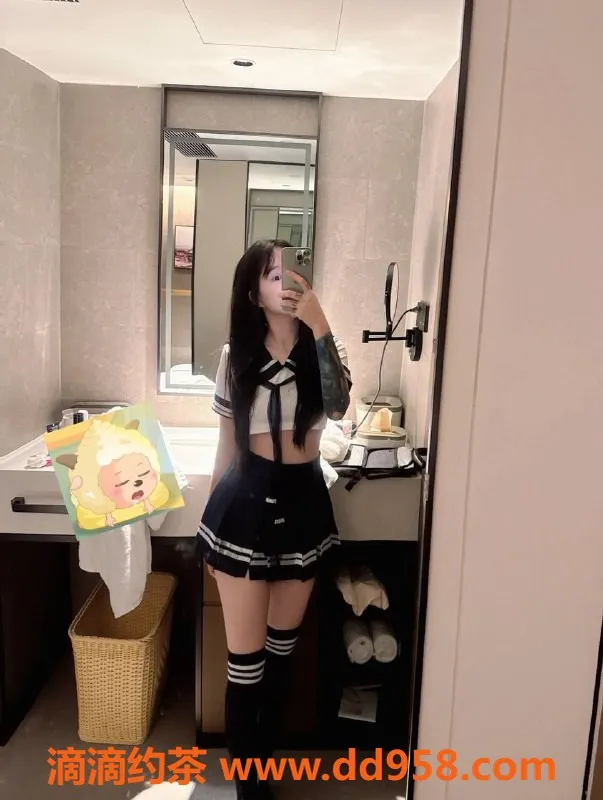 广州楼凤-番禺嫩妹颖儿，700元精品服务等你来体验！