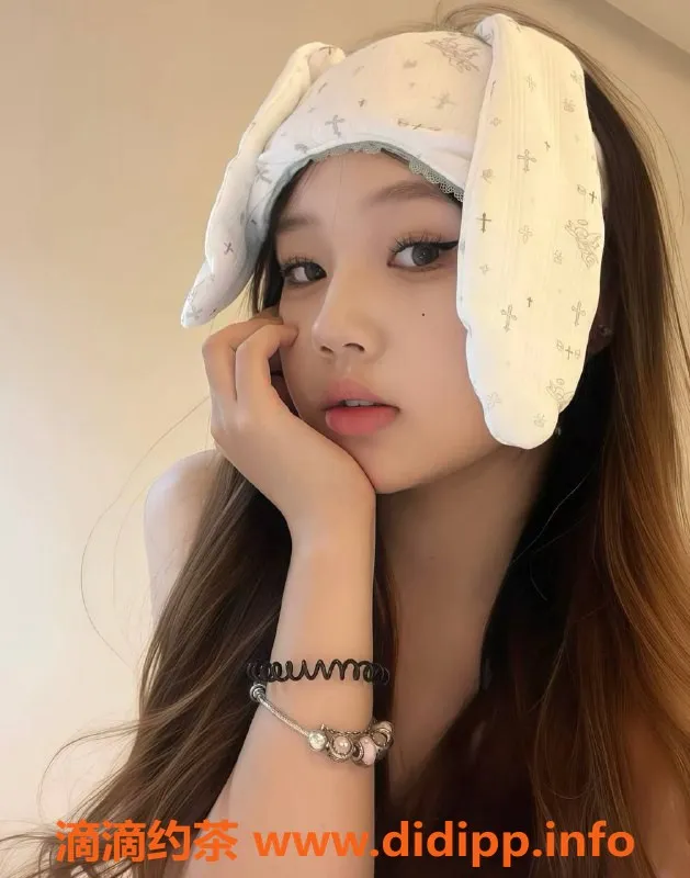 深圳楼凤-光明泡泡，互动六九与制服诱惑，800元起