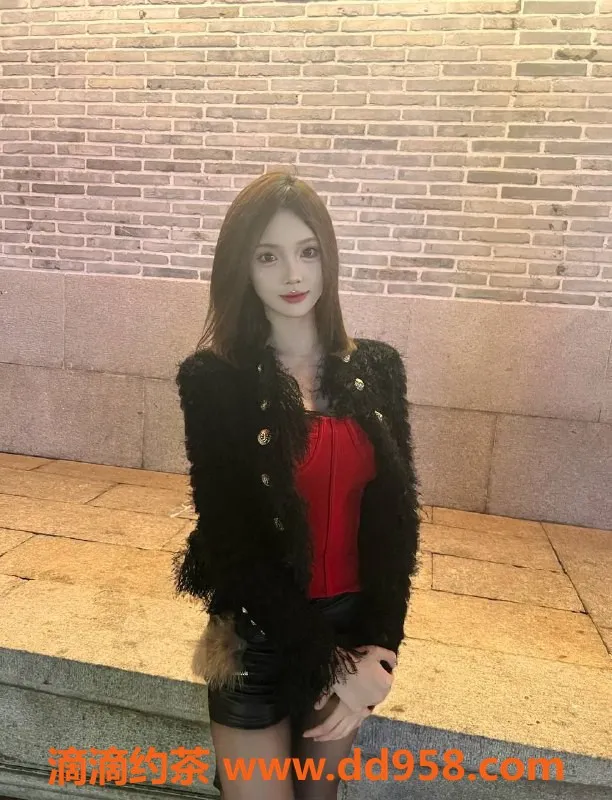 深圳楼凤-南山Lucky，1300元激情体验，制服诱惑服务