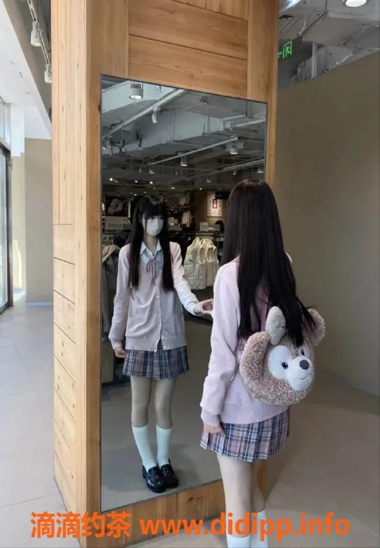 深圳楼凤-福田圆圆，身高160cm，气质迷人