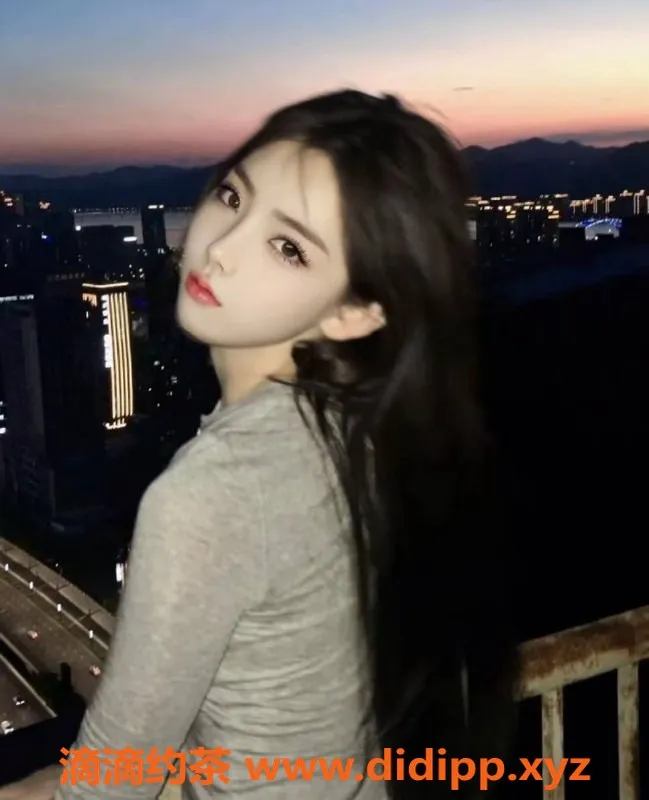 深圳楼凤资源信息,南山小白，900元超值体验，情趣诱惑等你来享受