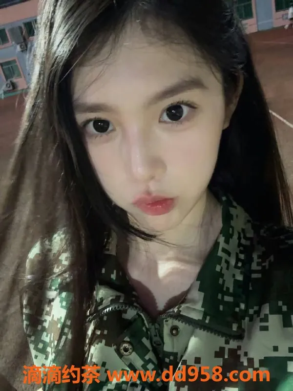 深圳楼凤-南山潇潇：1300起，优质服务任你选