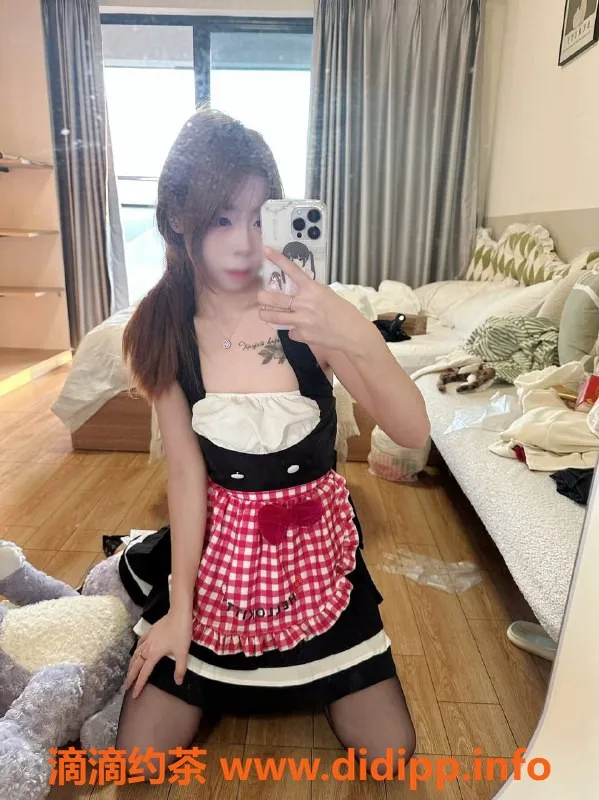 深圳楼凤-龙岗小琪琪，800元激情服务体验