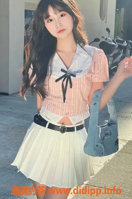 深圳楼凤资源信息,龙岗橘子妹妹，900元茶费享服务