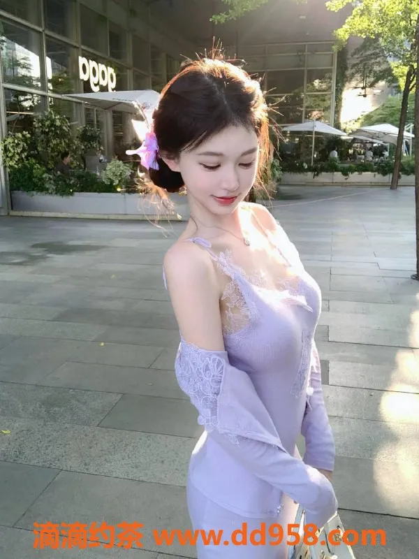 深圳楼凤-福田小岚，1500p激情约会等你来！