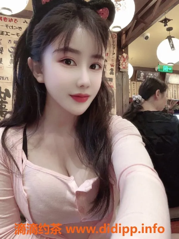 深圳楼凤-罗湖瑜伽老师，160D大胸服务，1000P起