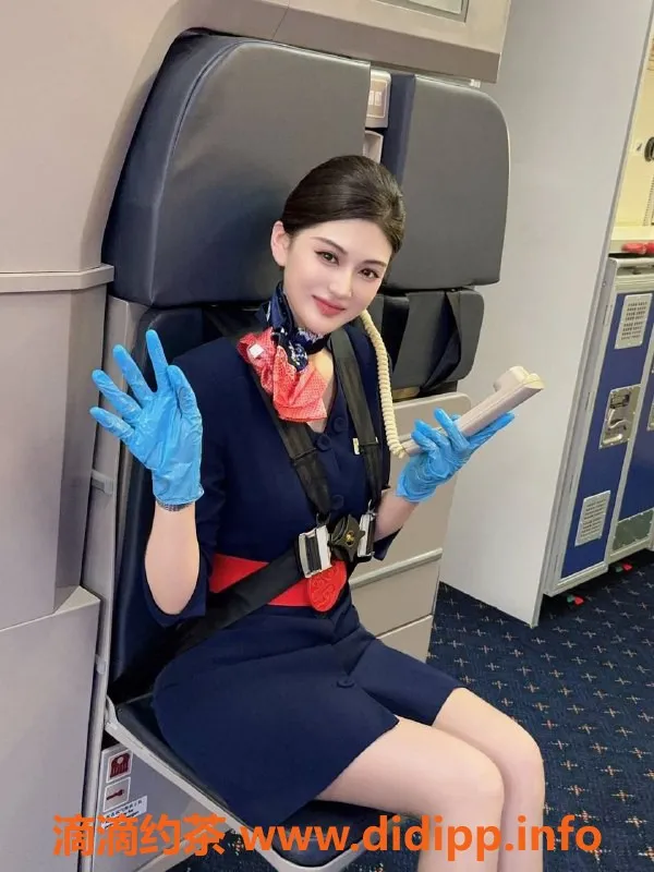 深圳楼凤-福田空姐薇薇，甜美又迷人的选择