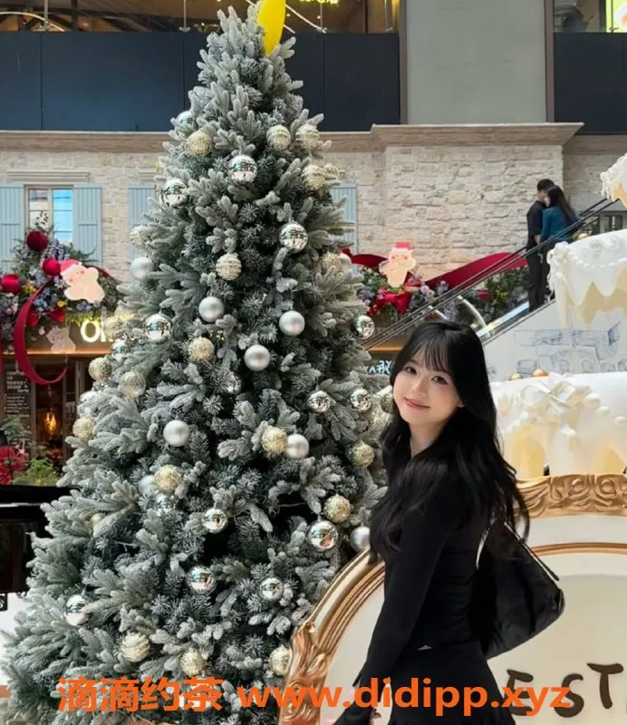 南通楼凤-南通全能小姐草莓，21岁，身高165，体重95，价P800