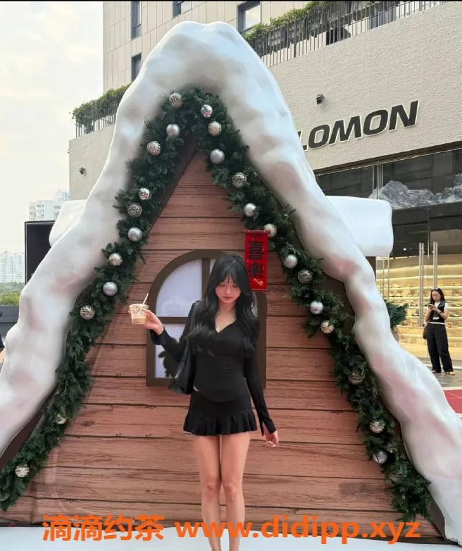 南通楼凤资源信息,南通全能小姐草莓，21岁，身高165，体重95，价P800