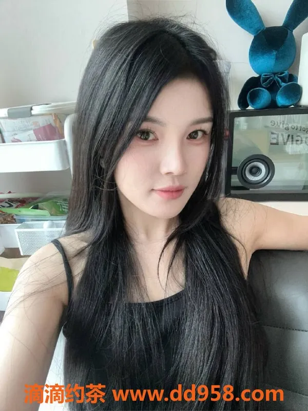 深圳楼凤-龙华青青 22岁 163身高 43斤价格1000起