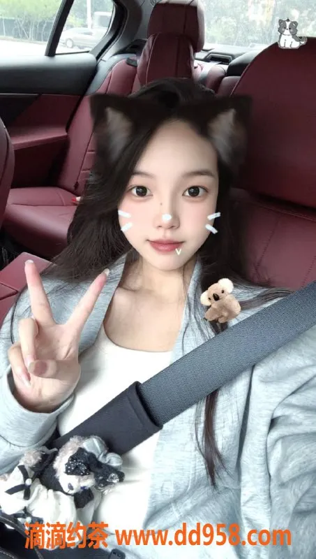 深圳楼凤资源信息,龙岗潇潇，165cm，45kg嫩妹1000起