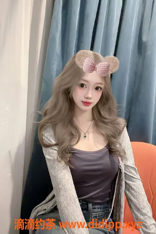 深圳楼凤-福田小雨，18岁165cm，45kg嫩妹，1300起